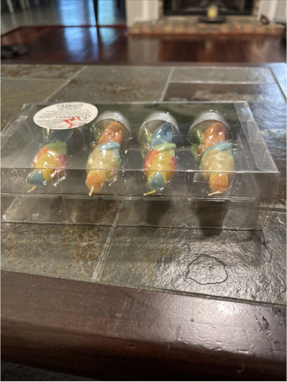 Small Colorful Parrot Tea Light Candles 4 New - Picture 4 of 7